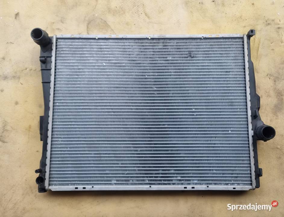 Chlodnica wody Behr BMW e46 automat 316330 nowa ogrzewanie Włocławek