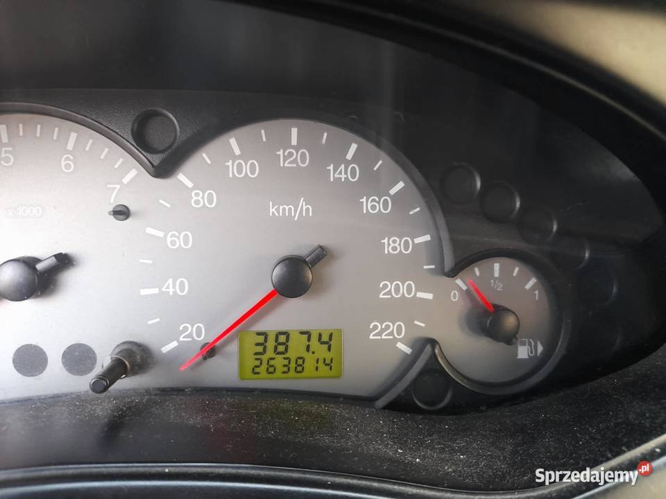Fajny Ford Focus2001 r20 BenzDługi Prz