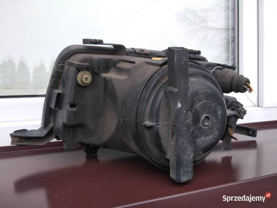 Audi 80 B4 lampa przednia prawa reflektor przód