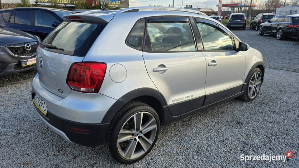 Volkswagen Polo Cross Śliczny Polo Cross 16105 klimatyzacja Świdnica