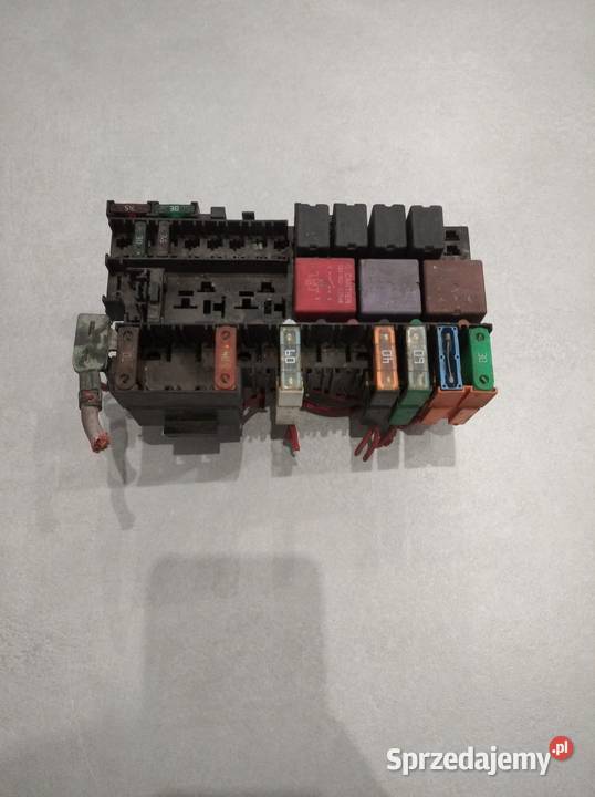 Skrzynka bezpieczników Scenic 1Fl 19 dci osobowe