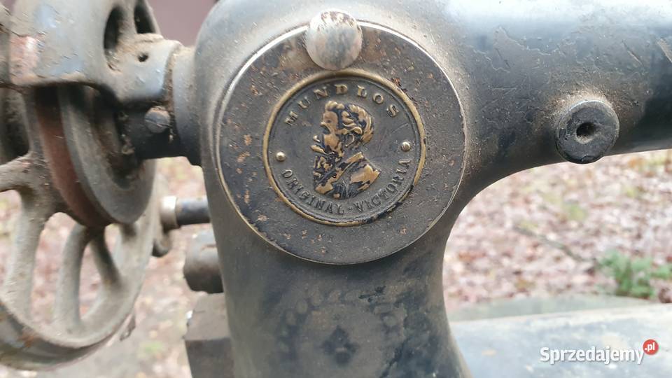 Zabytkowa maszyna do Szycia Mundlos Original Warszawa