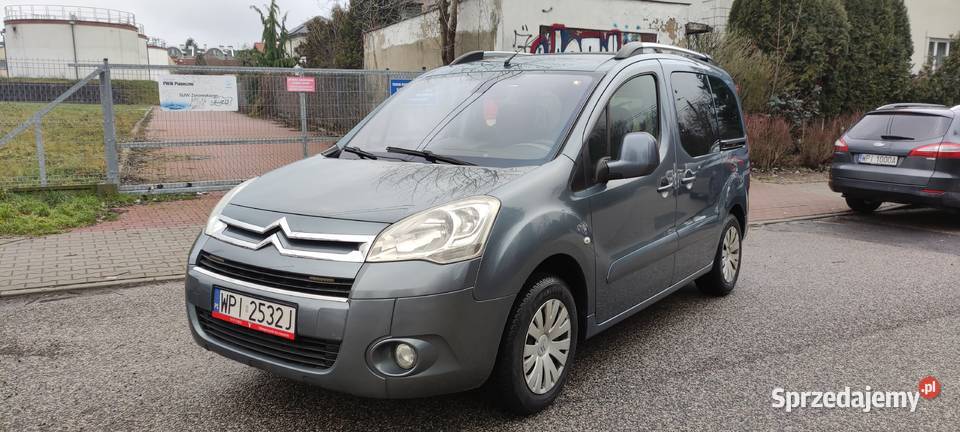 Citroen Berlingo 16hdi 2010 doinwestowany bez Piaseczno