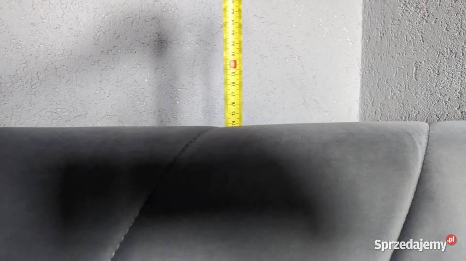 Sofa Kanapa welur szara na drewnianych nogach