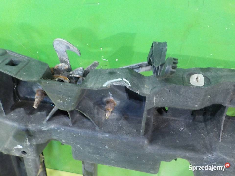 CITROEN C3 II 12 VTI 13r HB 5D pas przedni