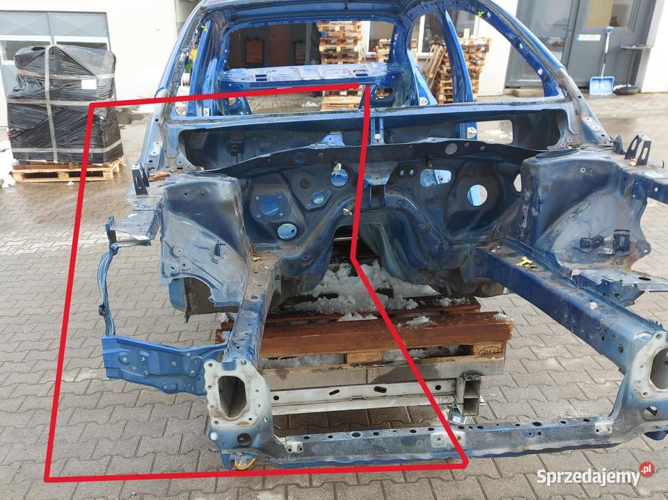 Subaru WRX STI 2015r ćwiartka prawa przód osobowe