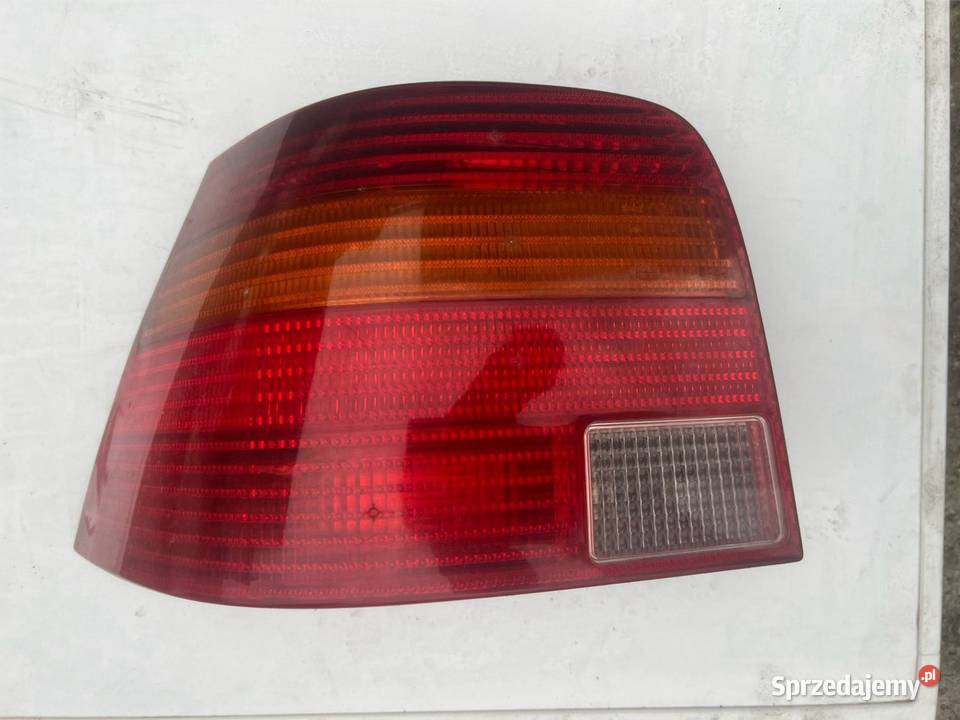 Lampa tył VW Golf IV