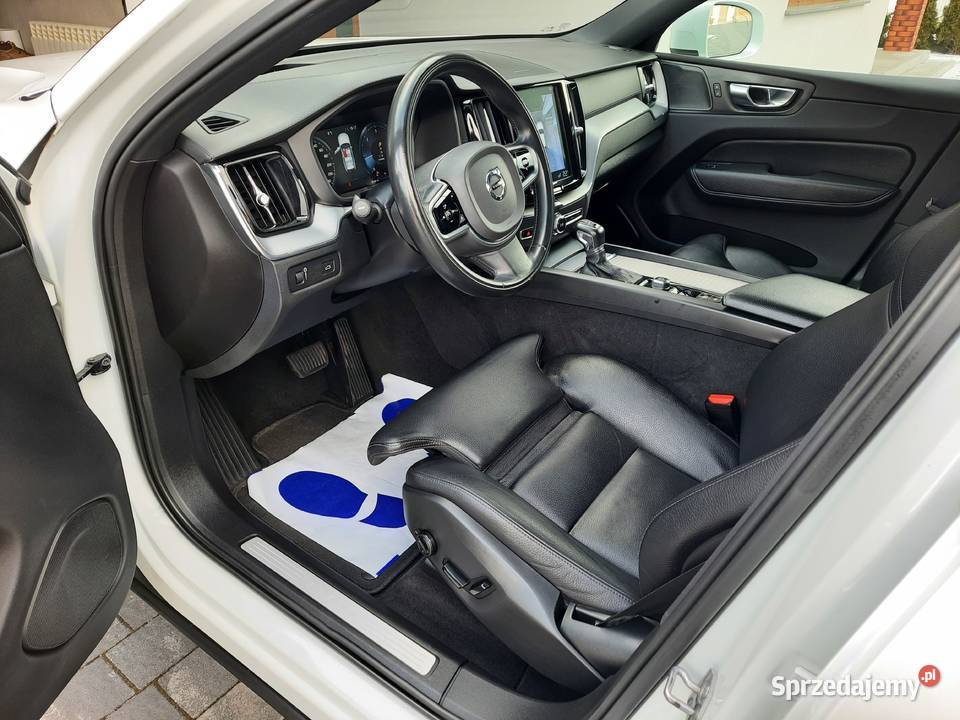 VOLVO XC60 20D 163 2019r INSCRIPTION łódzkie Kleszczów sprzedam