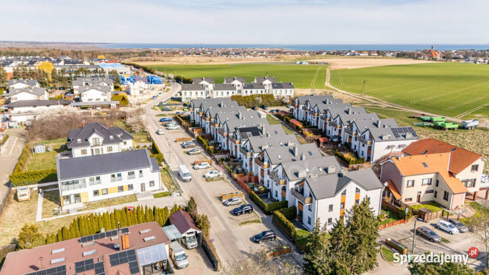 sprzedaży mieszkania 8146m2 4 pokojowe Kosakowo pomorskie