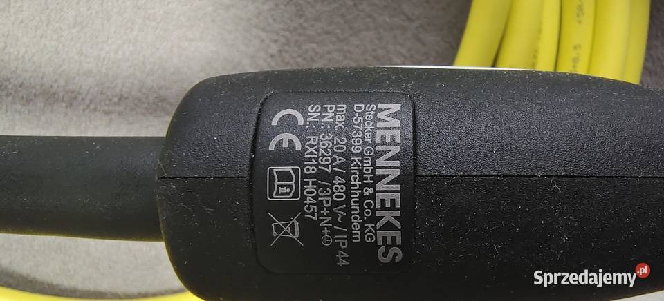 kabel do ładowania aut elektrycznych i Ładowarki samochodowe Droszków