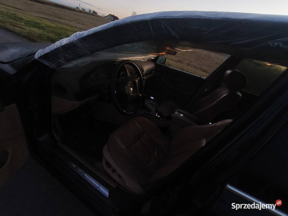 BMW E39 528iA Całe na części lubelskie Pawłów