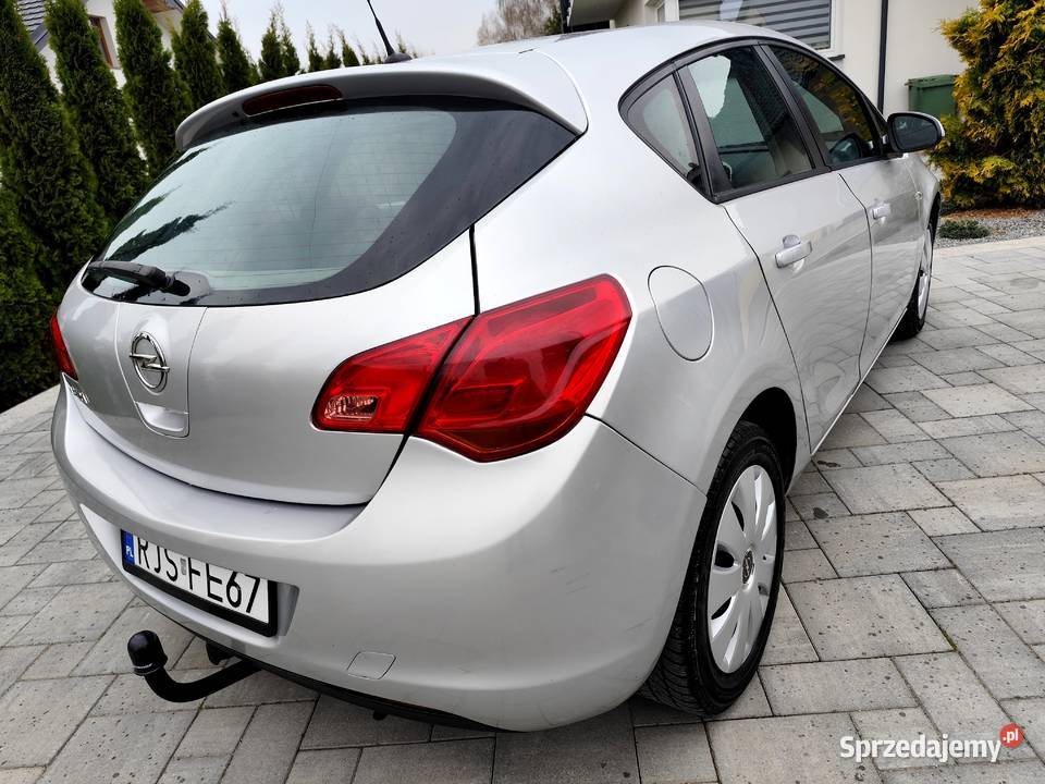 Opel Astra J 17 CDTI 2010 Klima Elektryka nieuszkodzony podkarpackie Jasło sprzedam