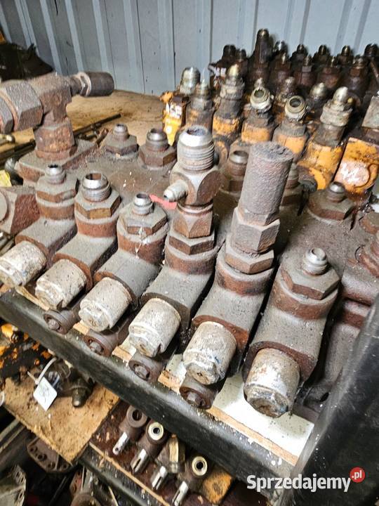 Rozdzielacz hydrauliczny koparki Case do Części maszyn i innych pojazdów Gdynia