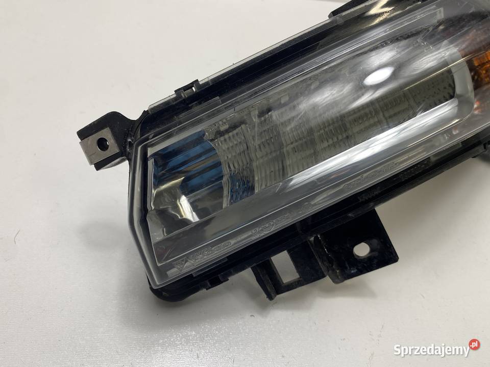 Piaggio X10 125 PRAWY KIERUNEK KIERUNKOWSKAZ TYŁ Siedlce