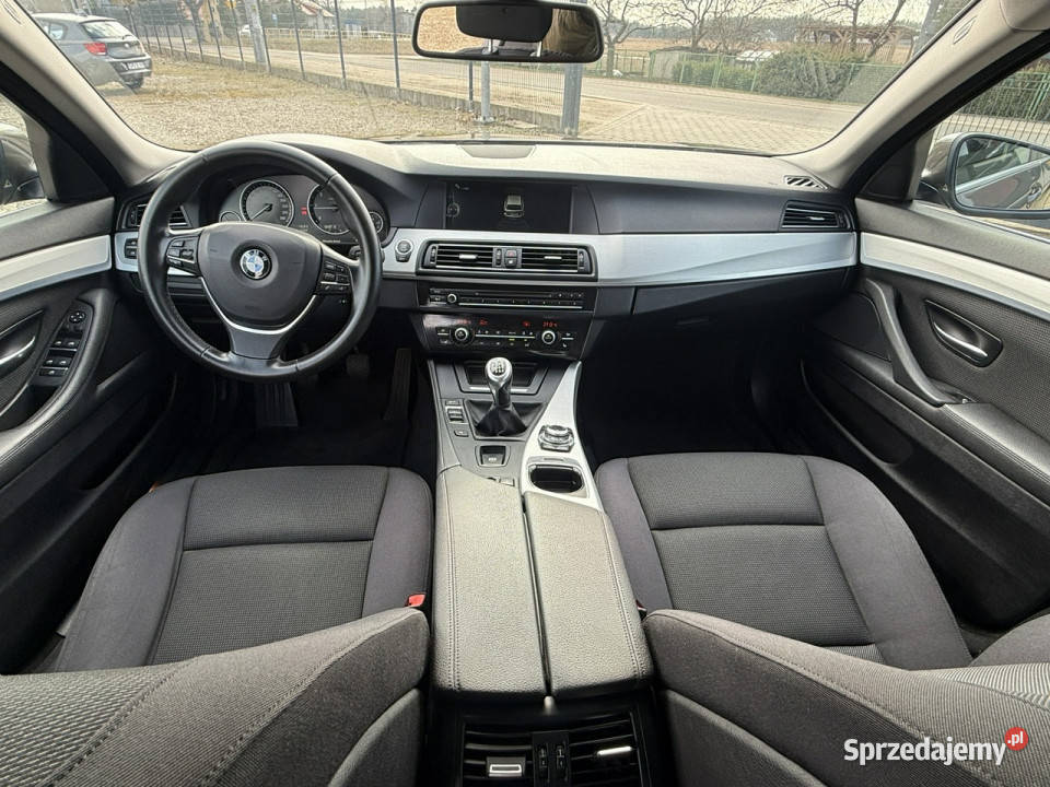 BMW 525 NAVInowy rozrządsuper stanz Niemiec F10 światła przeciwmgielne Dąbrowa