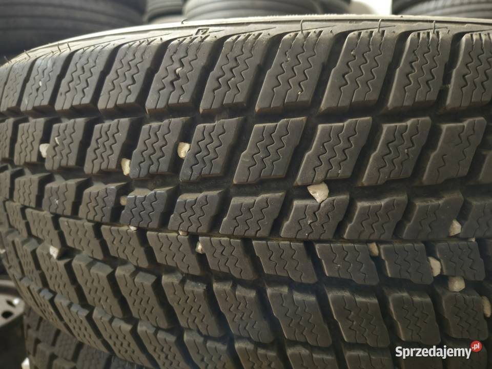 Opony zimowe 225 60 18 Leżajsk