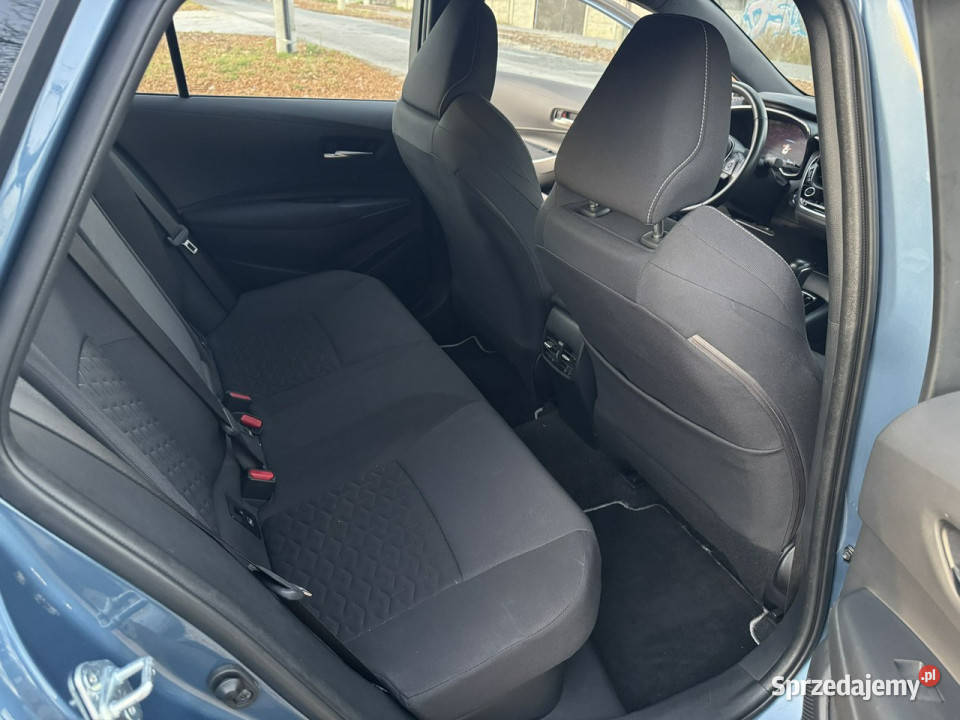 Toyota Corolla 18 HSD FVat 23 Virtual PDC 360 światła przeciwmgielne Otwock Mały