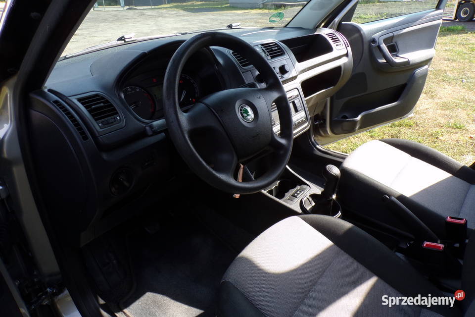 Skoda Fabia II 12 Benz 60 Klima Ładny Stan radio Piła