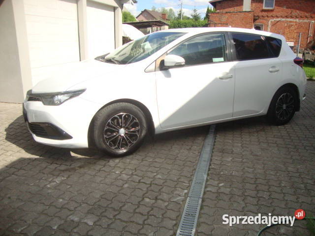 Toyota Auris 14 d