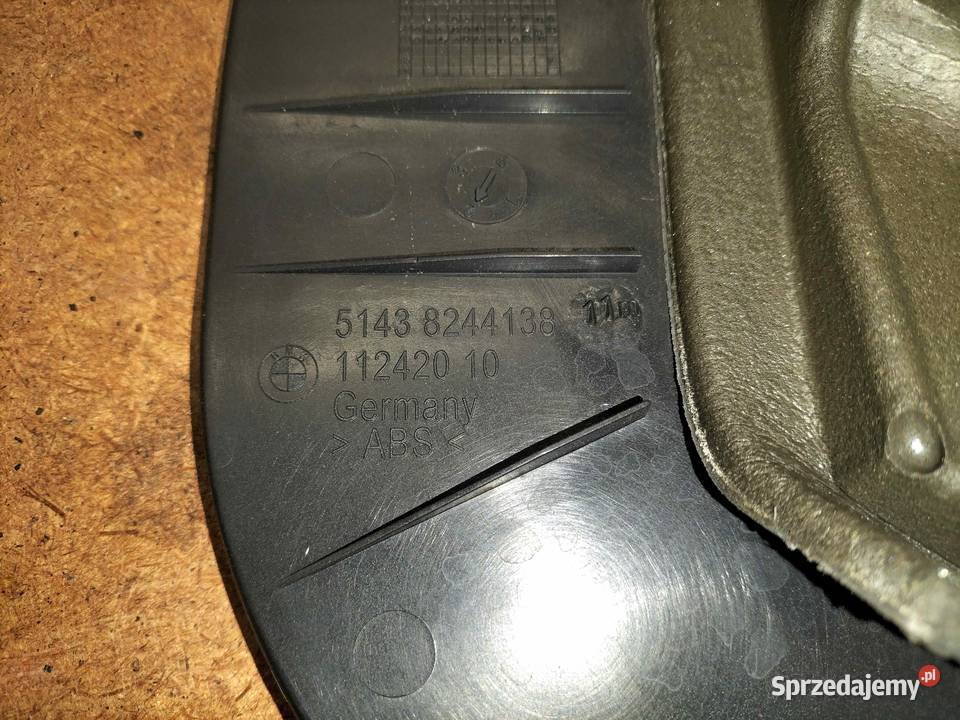 Panel boczny dolny pod deską rozdzielczą z Poręba