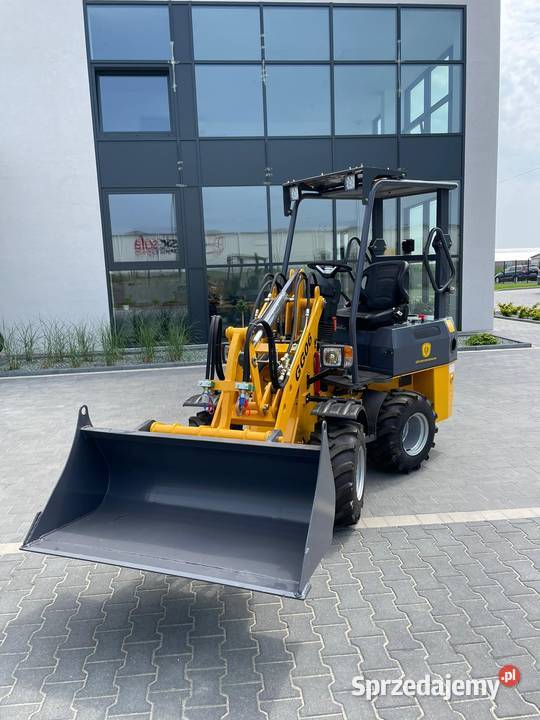 Nowoczesna kompaktowa Ładowarka GG06 2023 Rok produkcji 2023