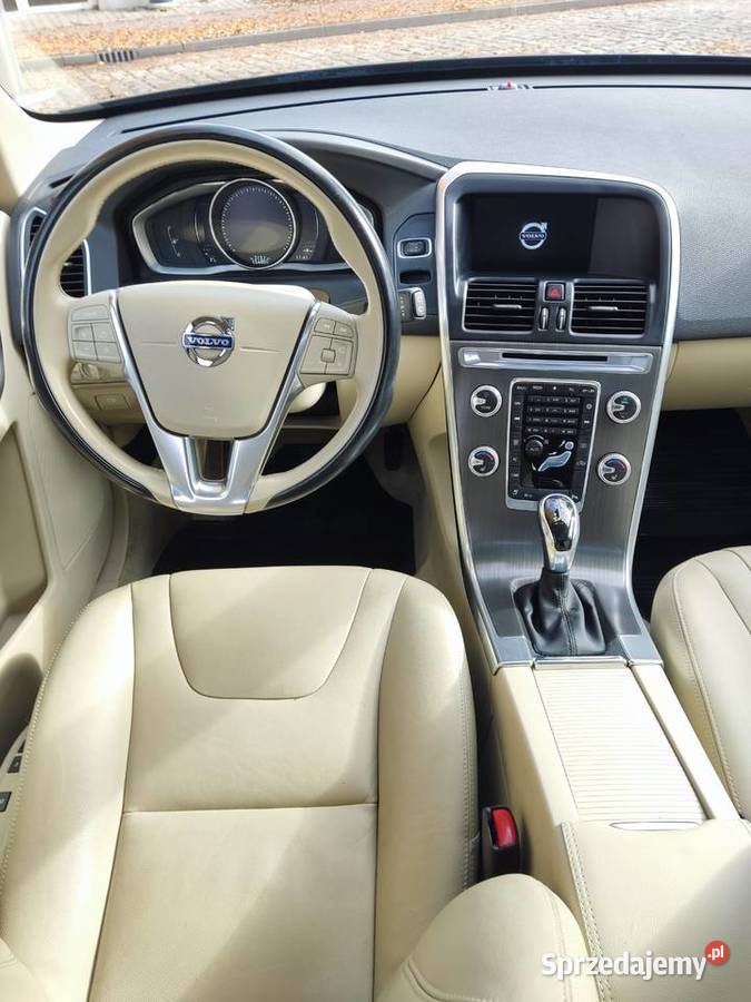 Volvo XC60 25 T5 AWD Bezwypadkowe centralny zamek Bieruń