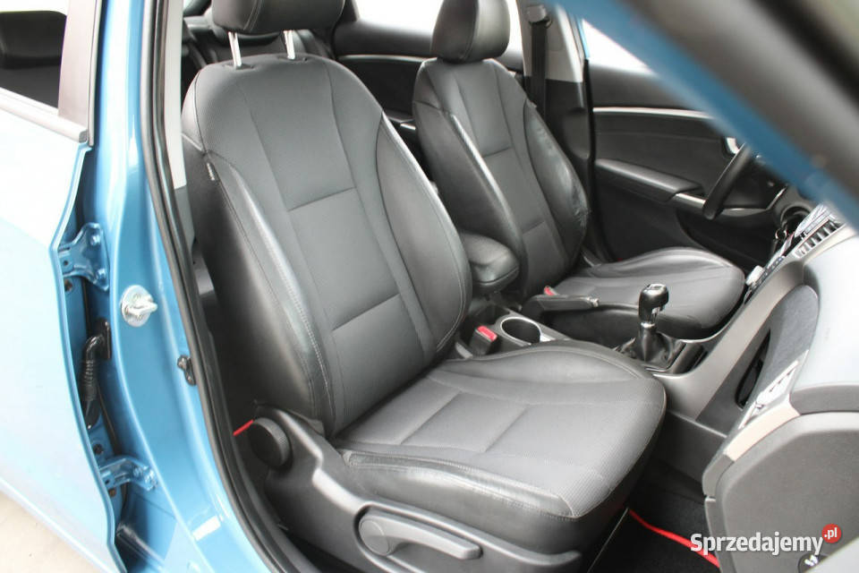 Hyundai i30 PREMIUMBezwypadkowyBogate wielofunkcyjna kierownica Samochody osobowe śląskie Gliwice