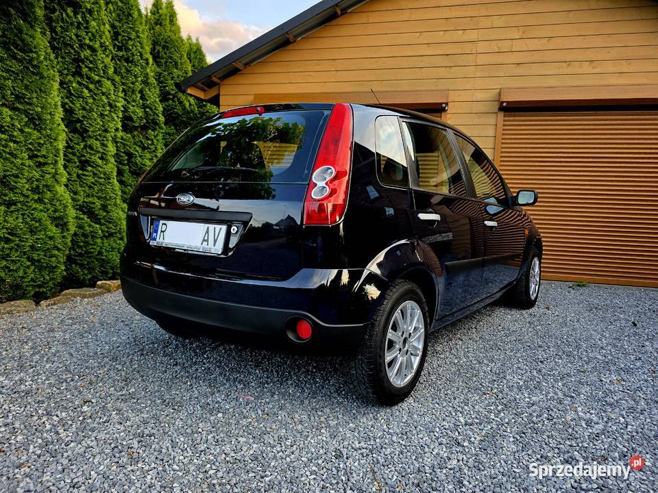 Ford Fiesta 2006r 14 BENZYNA Strzyżów