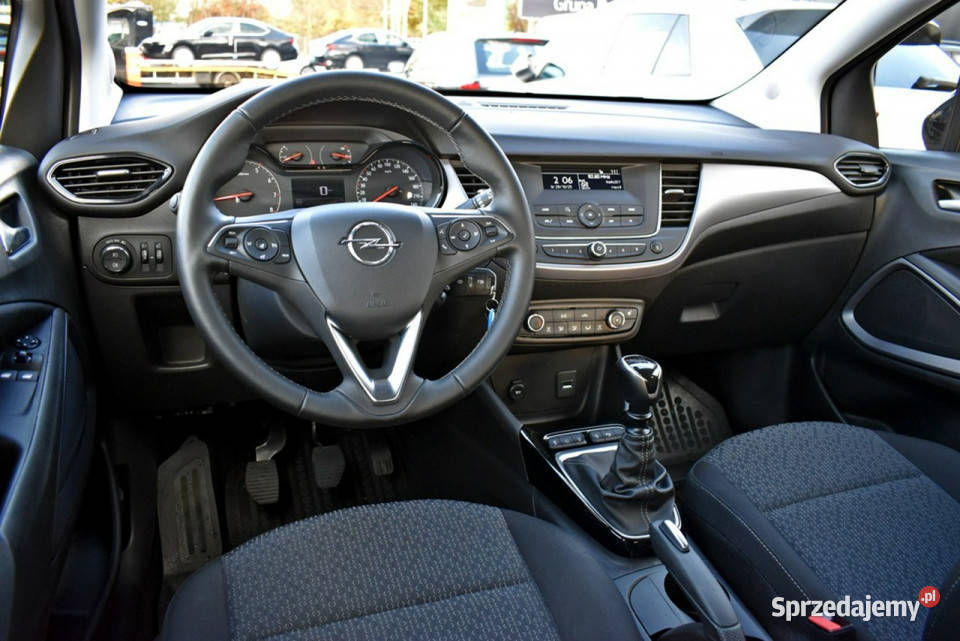 Opel Crossland Bezwypadkowy Salon Polska Serwis isofix łódzkie