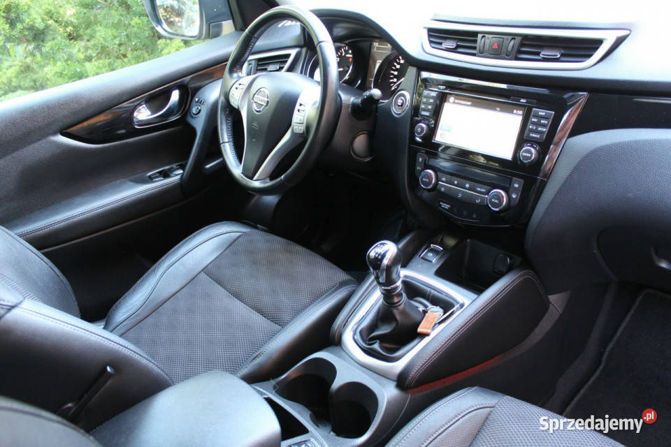 Nissan Qashqai DIGT Benzyna 163 Tekna 150 isofix Lubań sprzedam