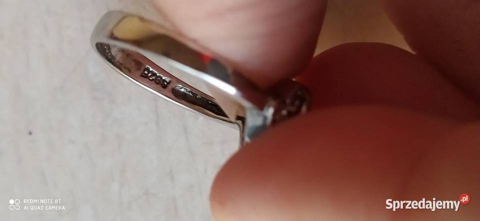 srebrny pierścionek nowy