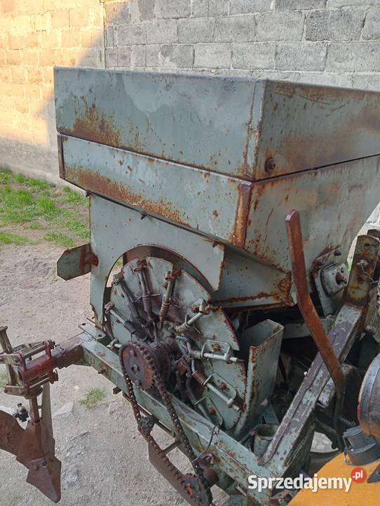 Sadzarka czeska Agrozet nieuszkodzony Siewniki i sadzarki Czyżew sprzedam