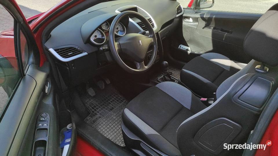 Peugeot 207 14i zamiana na Moto Rzgów sprzedam