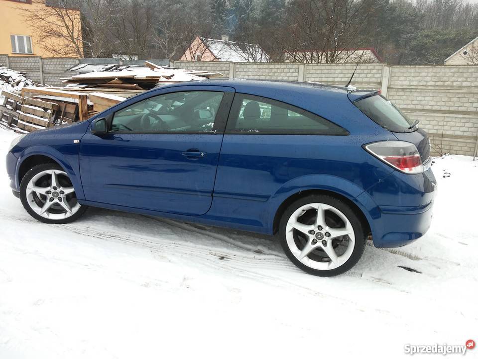 Opel astra H 18 benz 2005r wersja GTC czarna ABS Starachowice