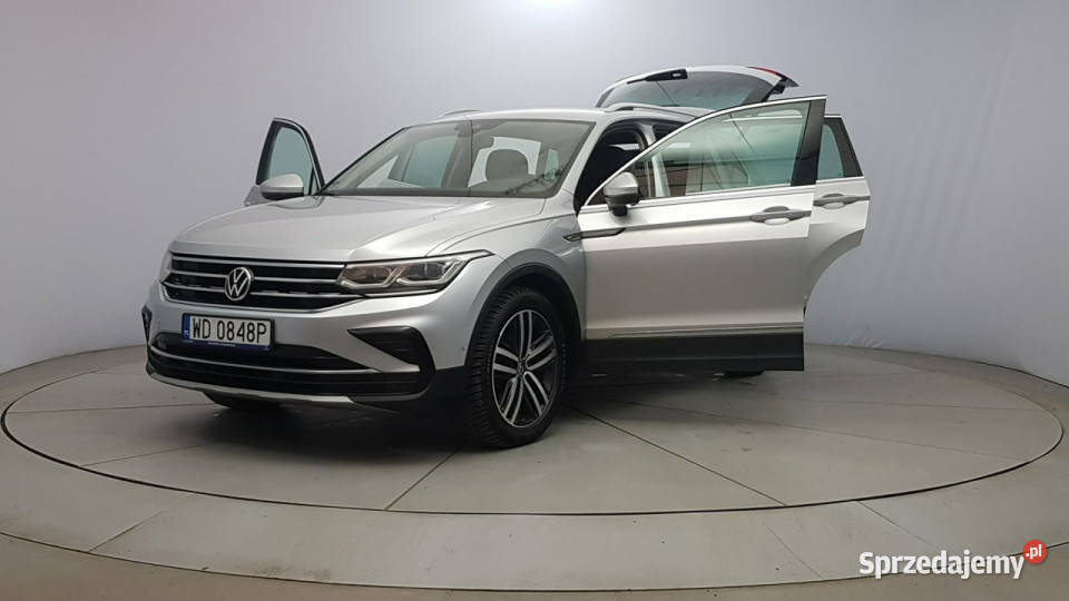 Volkswagen Tiguan 20 TDI SCR Elegance DSG Z centralny zamek Warszawa sprzedam