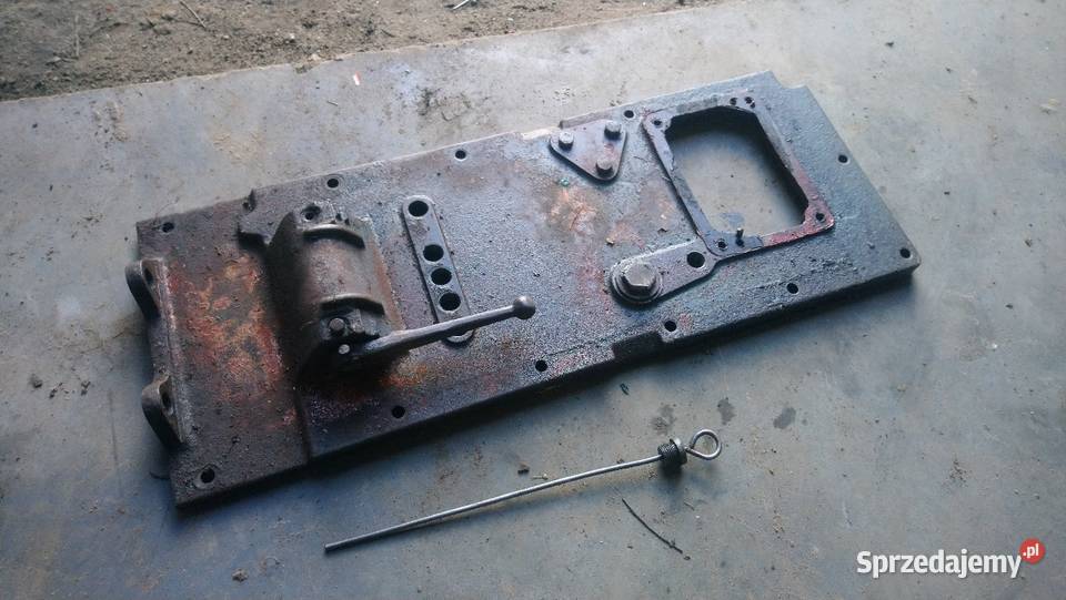 Oryginalna pokrywa skrzyni biegów ursus 4011