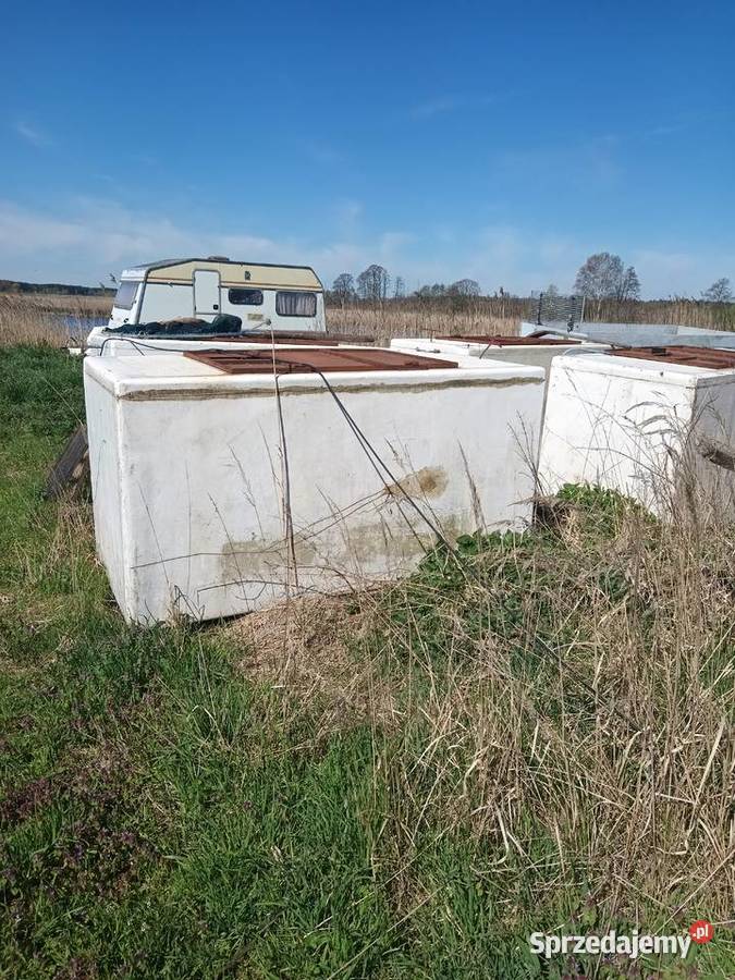Zbiornik do transportu ryb SDK 2400 litrów Zbiorniki łódzkie Radomsko