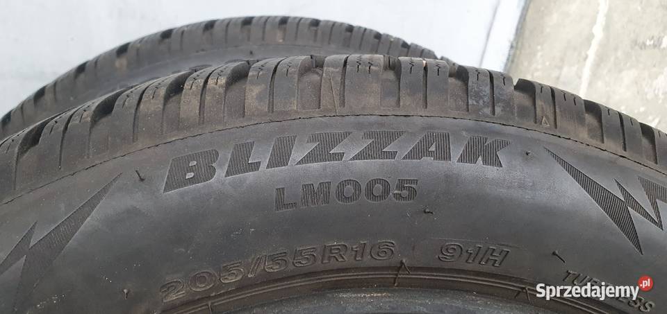 opony zimowe BRIDGESTONE BLIZZAK LM005 20555 r16 łódzkie Pabianice sprzedam