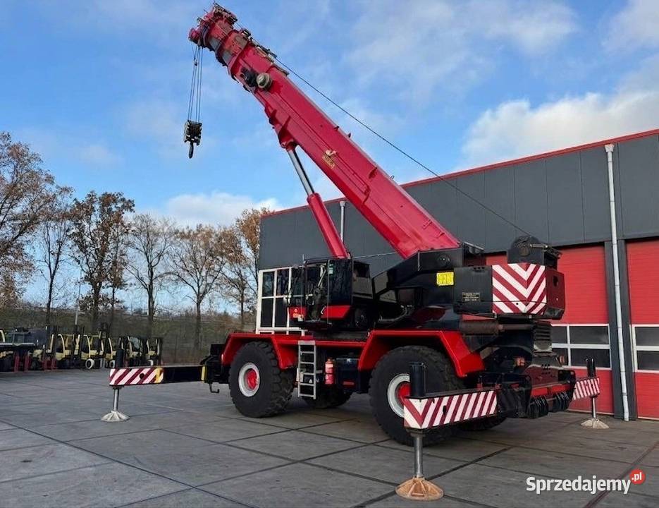 Żuraw budowlany dźwig budowlany Terex RT 100 Pozostałe wielkopolskie Poznań