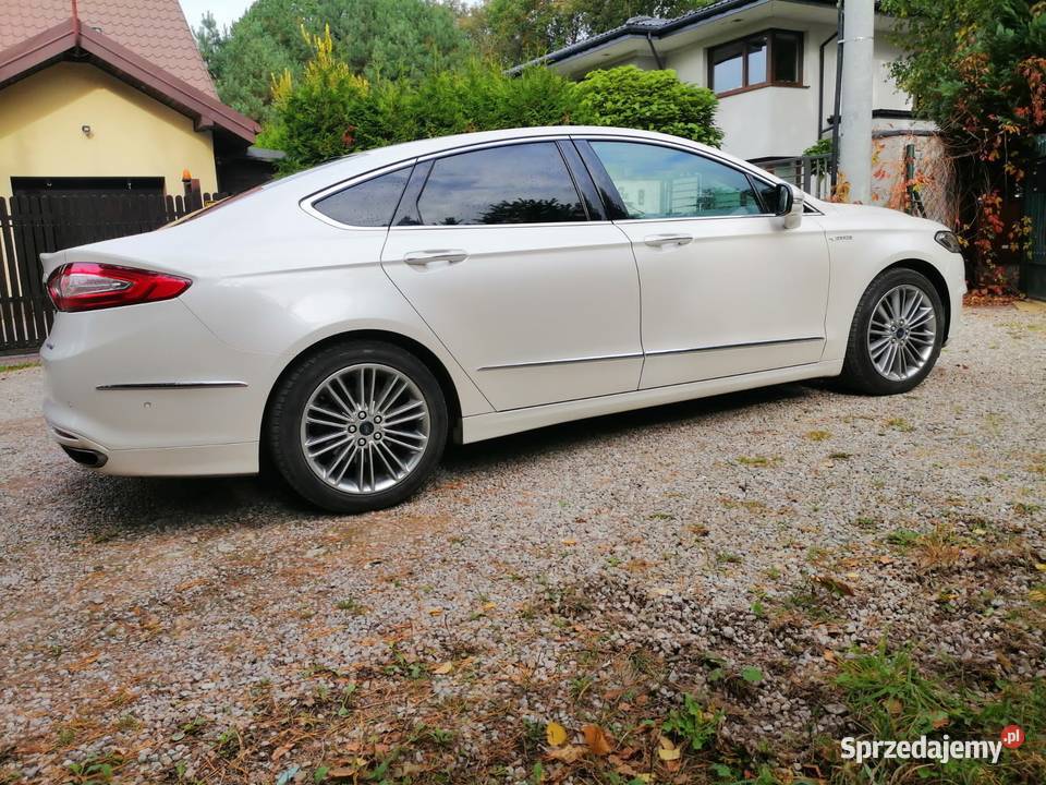 Ford Mondeo Vignale hybrid 92 2017r bogate Rok produkcji 2017 Marki