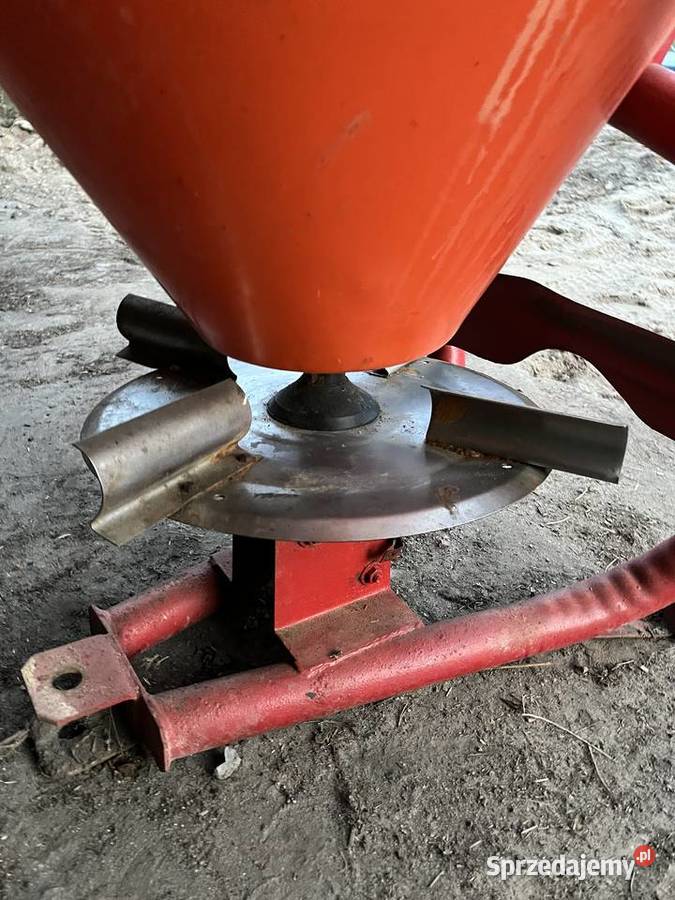 Sprzedam opryskiwacz i rozsiewacz podkarpackie Gorzyce