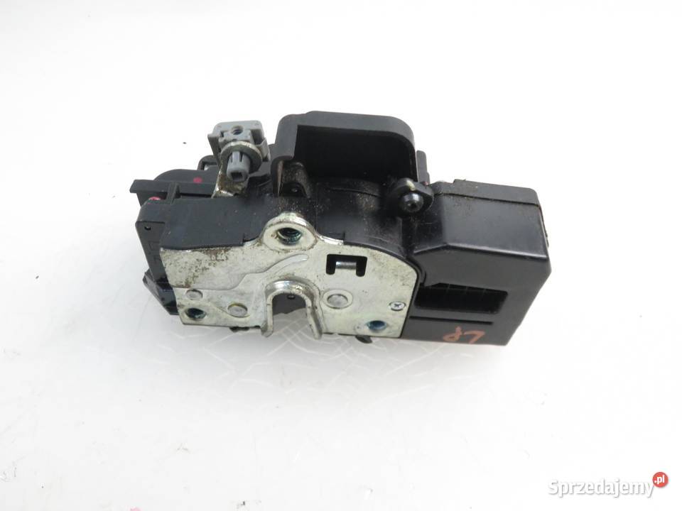 ZAMEK LEWY PRZEDNI OPEL ANTARA A 8 PIN EUROPA