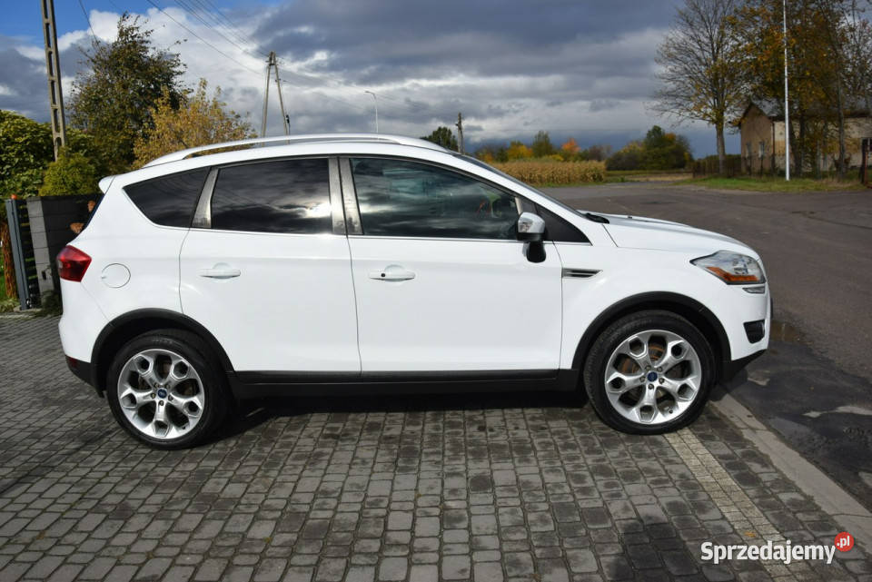 Ford Kuga 20D 4x4 Navi Kamera Titanium S 2 Kpl lakier metallic Majdan Sieniawski