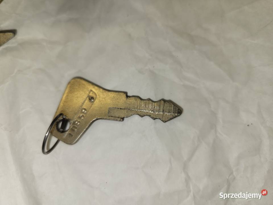 Trabant 601 11 Zamek klapy tylnej tył limuzyna z osobowe Części samochodowe mazowieckie Piaseczno