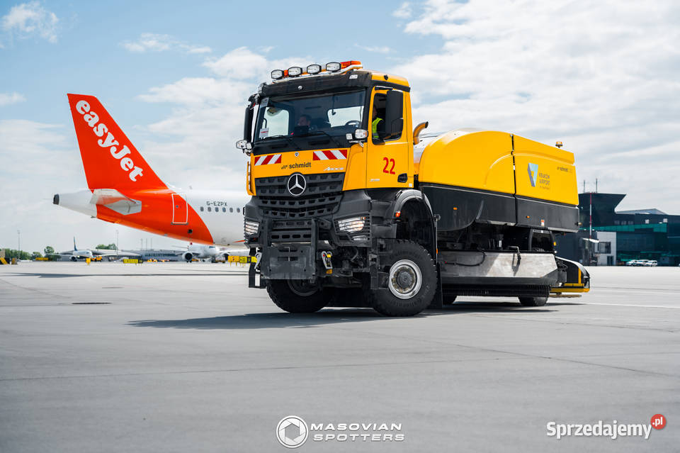 Sesja zdjęciowa floty transportowej Warszawa