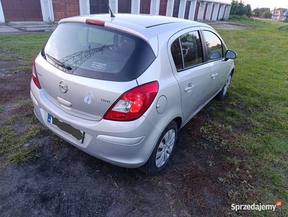 Opel Corsa 13 D oszczędny długie opłaty 2012r lakier metallic lubelskie Zamość