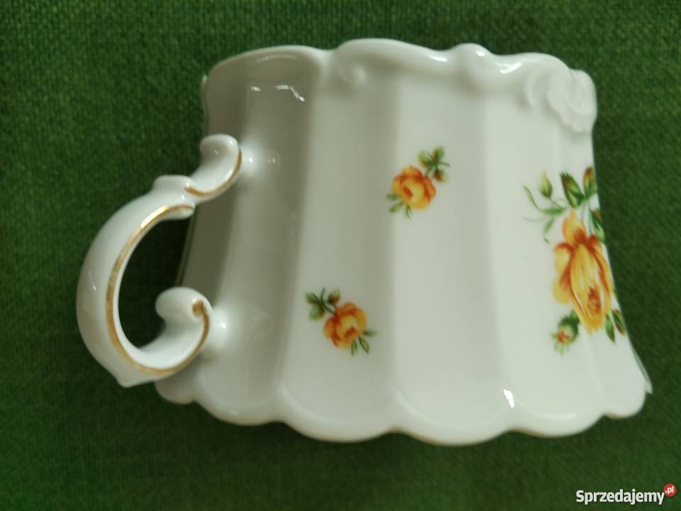Cukiernicabomboniera porcelana żółte róże Ropa sprzedam