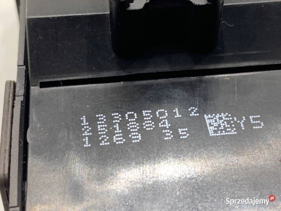 PRZEŁĄCZNIK SZYB OPEL INSIGNIA A 13305012 0817 Motoryzacja