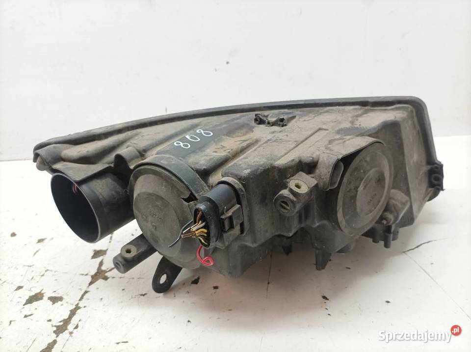 LAMPA PRZÓD LEWA Skoda Superb II 20082015
