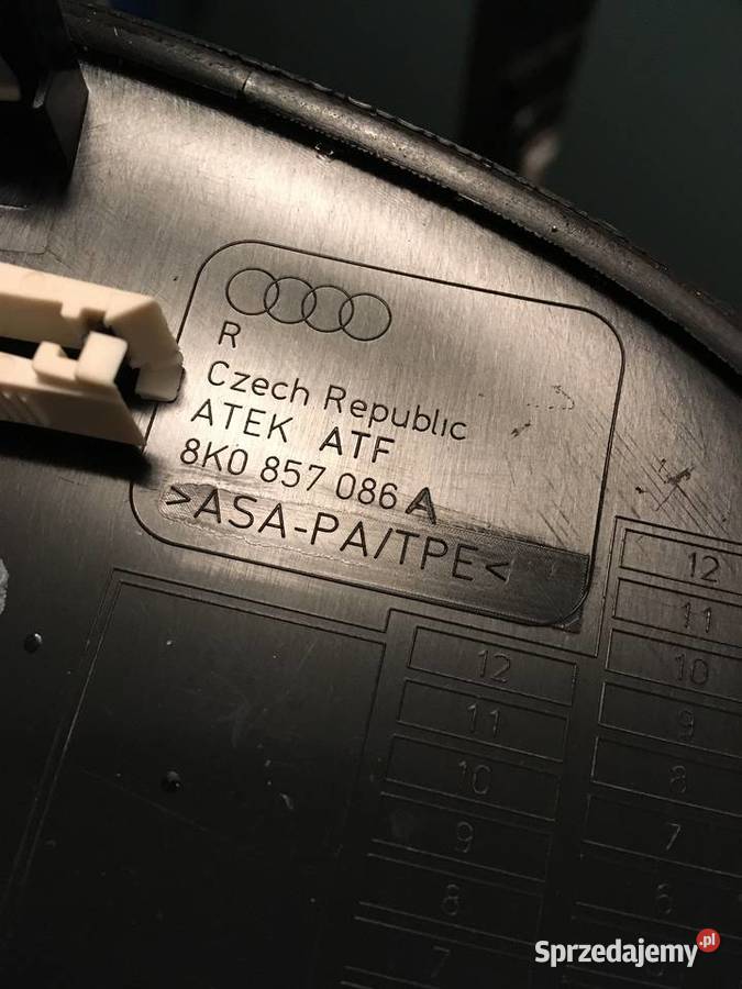 AUDI A5 A4 zaślepka deski konsoli prawa Pozostałe Szczecin